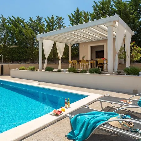 Villa Gloriamaris